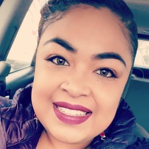 Meet your Posher, Crystal